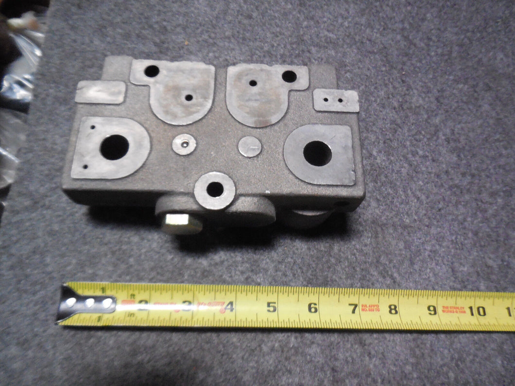 Rexroth 1602-043-308 Sect. Val. End Cover Series MP18