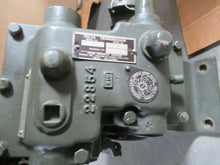 Load image into Gallery viewer, Dana Corp 002189 Mechanical Transmission New Tulsa M62 2520-00-347-4520