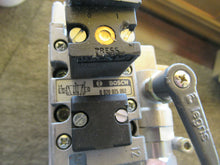 Load image into Gallery viewer, Bosch Rexroth 0820025052 Directional Valve Actuator 0820-025-052 USED