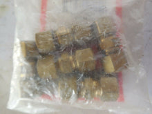 Load image into Gallery viewer, Everco 62E Brass Fittings Bag of 5 New