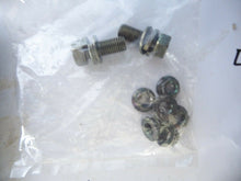 Load image into Gallery viewer, Suzuki, 57700-77EV1 Front Strut Set, New