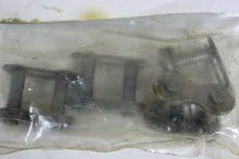 Load image into Gallery viewer, Speeco 4 Pc Replacement S66501-50 Hvy/Dty Roller Chain 50 Connecting Links 5/8"