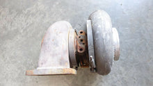 Load image into Gallery viewer, Detroit Diesel MTU 8927026 Garrett Used