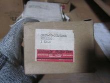 Load image into Gallery viewer, Teledyne Continental B600G3431 bearing half sleeve New