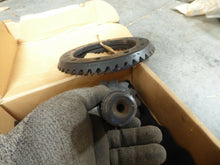 Load image into Gallery viewer, Dana 41725 / 41724 Ring & Pinion 259 Ratio C40603 New