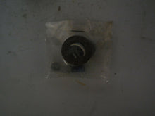 Load image into Gallery viewer, International Parts Wiper 668897C91 New