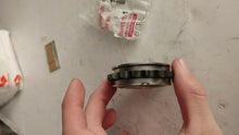 Load image into Gallery viewer, Toyota 13530-0P011 Sprocket New
