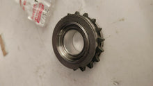 Load image into Gallery viewer, Toyota 13530-0P011 Sprocket New