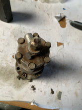 Load image into Gallery viewer, 570214 - Simmonds Precision Products - SU Injection Pump 528959 USED
