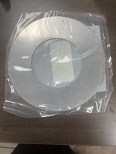 Load image into Gallery viewer, Spicer 043271 Thrust Washer
