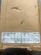 Load image into Gallery viewer, Kawasaki ZZ3970070200 Pad, Brake Set
