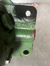 Load image into Gallery viewer, JOHN DEERE R38318 USED HYDRAULIC PUMP FOR 2030 2750 1020 2555 2020 2350 2040 2550 2755 2355
