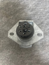 Load image into Gallery viewer, Midland Brake BE23703 Recptacle 7 way
