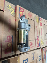 Load image into Gallery viewer, Delco-Remy 10479611 Starter 24 Volts, Series 28MT
