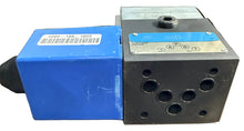 Load image into Gallery viewer, VICKERS DG4SLW-012A-H-60-S471 PILOT VALVE
