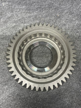 Load image into Gallery viewer, Eaton Fuller 4304263 Gear, Mainshaft
