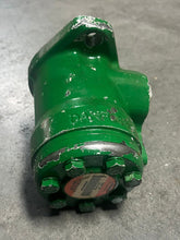 Load image into Gallery viewer, DANFOSS 151-0310 Hydraulic Motor OMP50 Used
