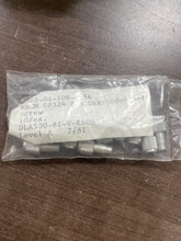 Load image into Gallery viewer, Huck International DRB7500-4-A-1 Screw 5305-01-108-0656
