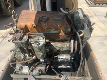 Load image into Gallery viewer, Detroit Diesel 5101426 3-53 Engine core complete 11601645
