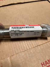Load image into Gallery viewer, Cummins 3075381 Tappet, Hydraulic Valve Timing OEM pack of 2
