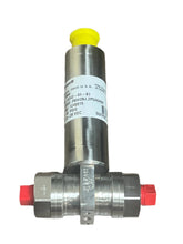 Load image into Gallery viewer, Honeywell 060-G242-01-01 Pressure Transducer Model PBW
