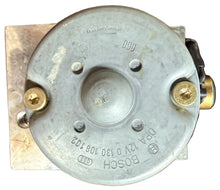 Load image into Gallery viewer, BOSCH 0273004541 ABS PUMP
