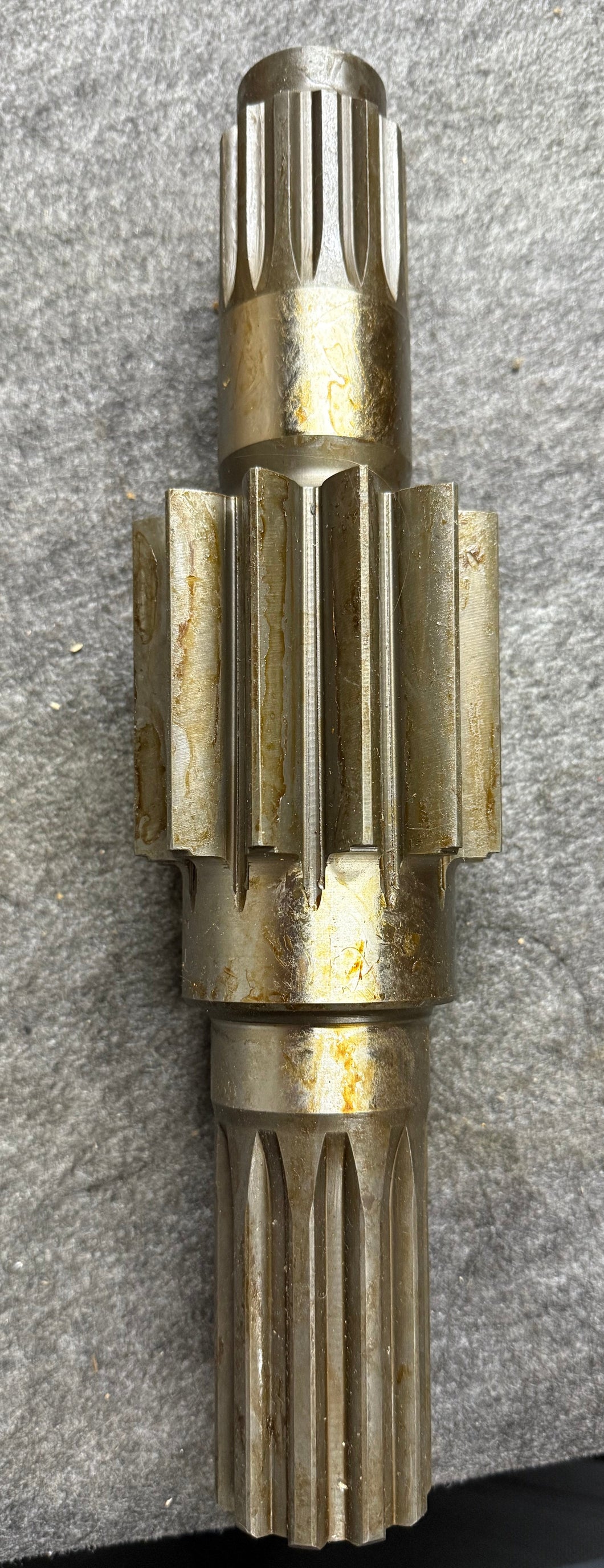 Case 388285R1 Shaft