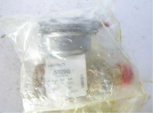 Load image into Gallery viewer, Siemans 25702045 Powermight actuator. Zone valve assy

