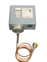 Load image into Gallery viewer, Johnson Controls P70AB-2C Switch, Pressure 5930-01-222-8561
