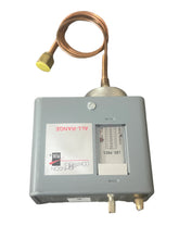 Load image into Gallery viewer, Johnson Controls P70AB-2C Switch, Pressure 5930-01-222-8561
