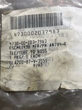 Load image into Gallery viewer, Eaton Aerospace AN784-6 Tee/Tube to Boss 4730-00-203-7983
