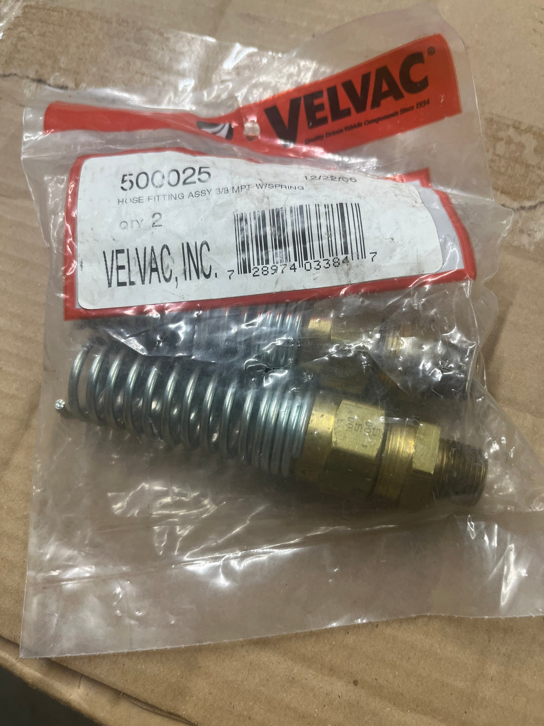 Velvac 500025 Air Brake, Hose Fitting 3/8 mpt w/spring PK of 2