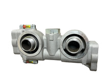 Load image into Gallery viewer, Donaldson P166107 Hydraulic Filter Housing
