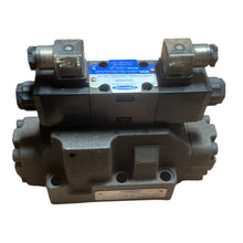 Load image into Gallery viewer, INTERNATIONAL DG08-2C-E-10 DIRECTIONAL VALVE
