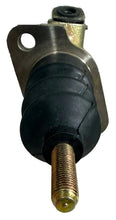 Load image into Gallery viewer, Terex 08-3522092M91 Master Cylinder
