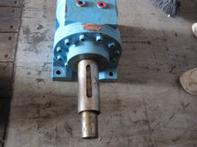 Load image into Gallery viewer, Rotac Micromatic 6-6-2-V-OIL Rotary Pump
