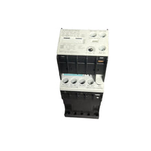 Load image into Gallery viewer, SIMENS 3RH1131-1AP60 Contactor
