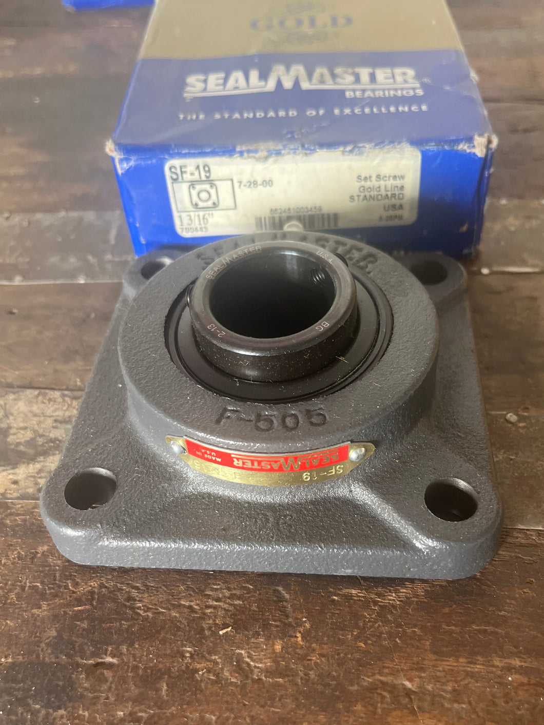 Sealmaster SF-19 Pillow Block Bearing, 1-3/16