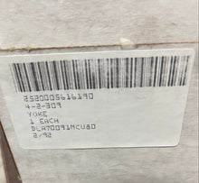 Load image into Gallery viewer, Spicer 4-2-309 End Yoke 1500 Series
