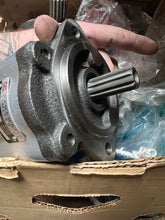 Load image into Gallery viewer, Dynamatic Limited C28.7L34226200120 Hydraulic Pump
