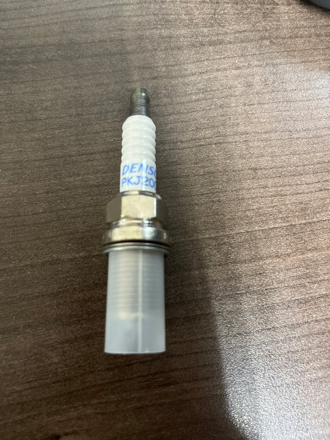 DENSO PKJ20CR-L11 SPARK PLUG