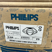 Load image into Gallery viewer, Phillips 15-600  Trailer Socket
