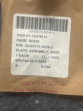 Load image into Gallery viewer, Parker 32-62315-2025-3 Plate Assy, Port 4320-01-124-5614
