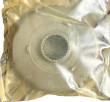 Load image into Gallery viewer, Hyundia 45565-37000 Hub-End Clutch
