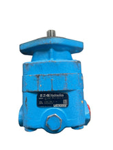 Load image into Gallery viewer, FREIGHTLINER A6814664701 Power Steering Pump F3-V20F-1S11S-38D70-22-0
