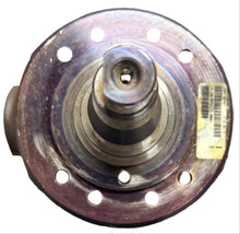 Load image into Gallery viewer, Dana 101SK103-1X Spindle
