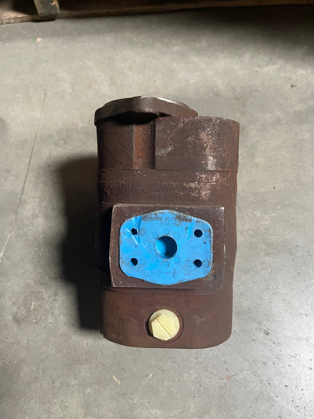 Danfoss 163D1186 Hydraulic Motor for Bobcat NOS