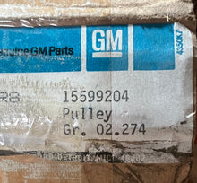 Load image into Gallery viewer, GM 15599204 Pulley 3020-01-147-7935
