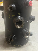 Load image into Gallery viewer, JLG 1001106975 COUPLING, ROTARY OIL 9 PORT
