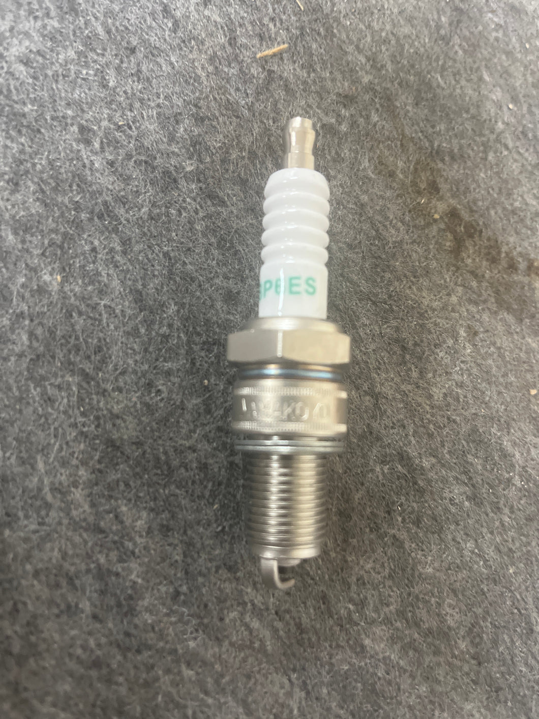 Yamakoyo BP6ES Spark Plug